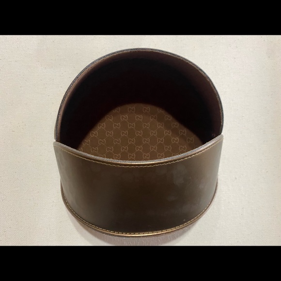 ⚡️SOLD⚡️ Gucci Glasses Case - Picture 2 of 5